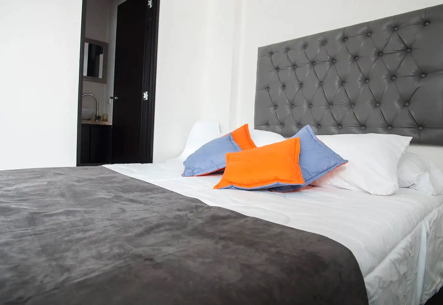 Habitación superior con sofacama · Grand H&R Hotel (3)