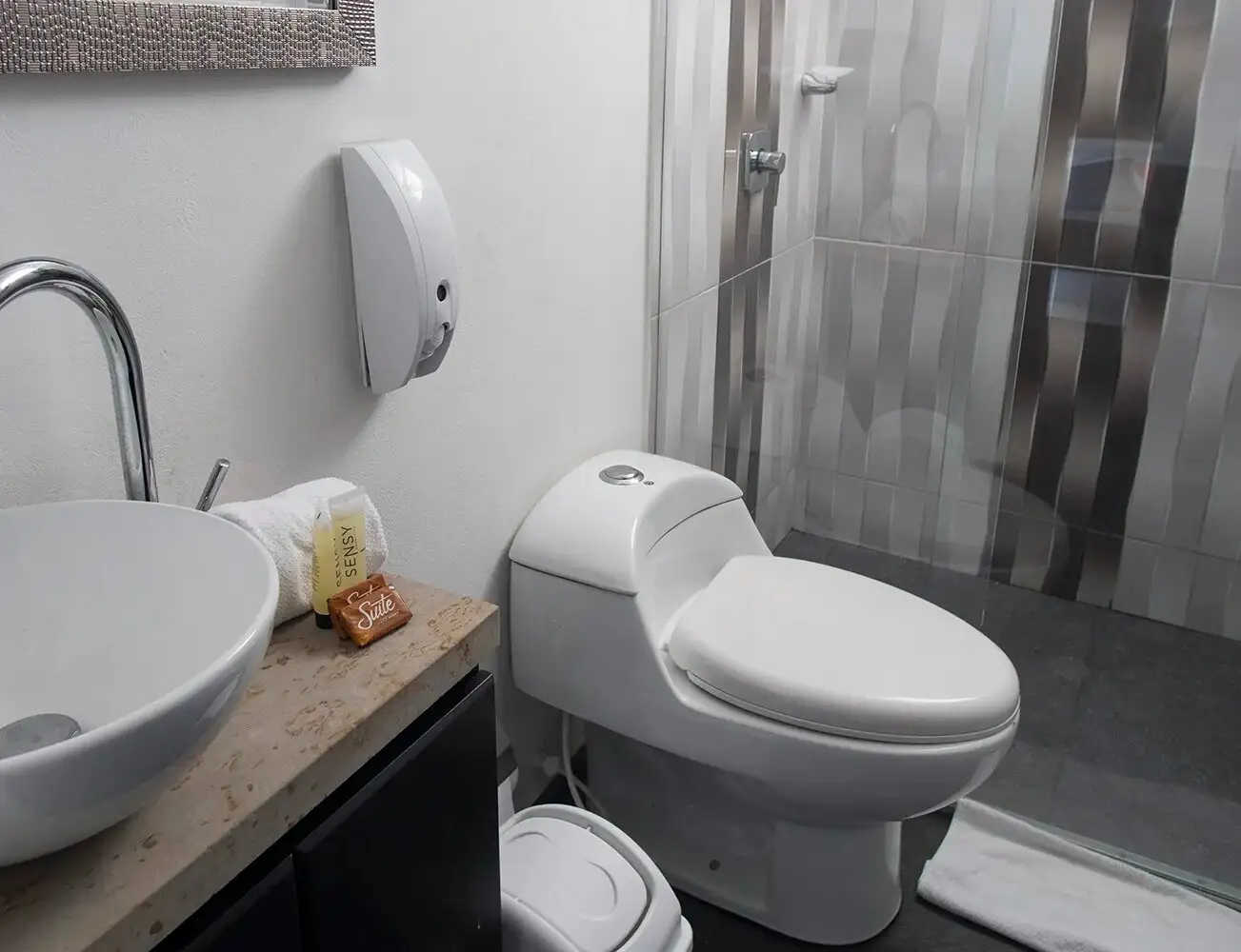 Habitación estándar · Grand H&R Hotel (4)