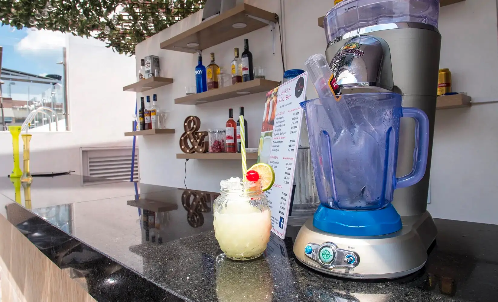 Instalaciones y habitaciones del Grand H&R Hotel, foto 17